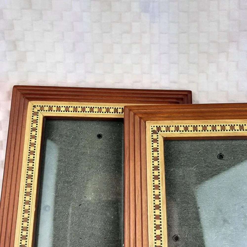 Vintage Set of 2 Photo Frames Wood Inlay Glass for Pictures 7 x 5 inch Freestand